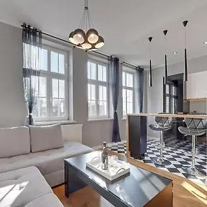 https://apartament-ogarna-old-town.gdanskhotel.org